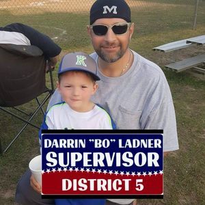 Meet your Posher, Dustan